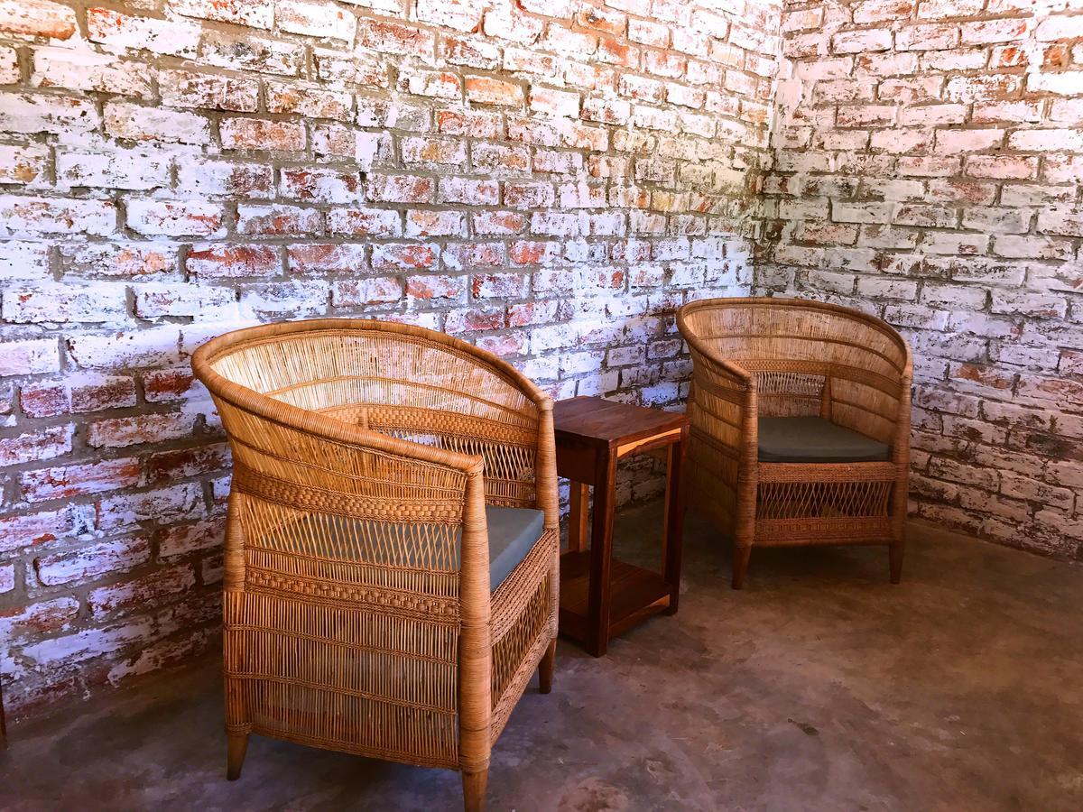 Gwango Heritage Resort Dete Exteriör bild
